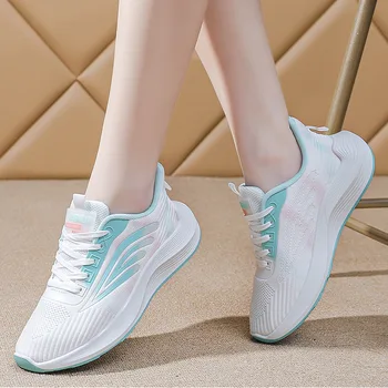 Kadın Hafif koşu ayakkabıları 2023 sıcak Ayakkabı Nefes Marka Açık Yürüyüş Spor Ayakkabı Konfor spor ayakkabılar artı büyük boy 35-40