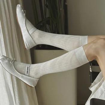 Siyah Beyaz Renk Kadın Uzun Çorap Pamuk Örgü Düz Renk Diz Çorap Kolej Tarzı Okul Kız Pamuk Çorap Çorap