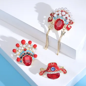 Çin Tarzı Vintage Kırmızı Kristal Broş Pekin Operası Yüz Makyaj Rozetleri İnci Pin Takı Giyim Çantası Aksesuarları Günlük Hediyeler