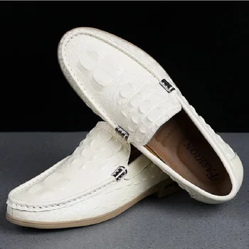 Hakiki Deri erkek Loafer'lar Üzerinde Kayma Rahat Ayakkabılar Adam Moccasins Artı Boyutu 38 ~ 46 Elbise Ayakkabı 1AA18