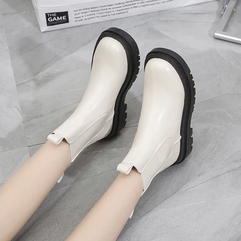 Kadınlar için Ayakkabı 2023 Marka Slip-on kadın Orta Buzağı Çizmeler Platformu Oyma Topuklu Yuvarlak Ayak Ayakkabı Bayanlar Artı Boyutu bayan Botları