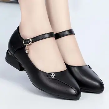 Yeni Kadın rahat ayakkabılar 2023 İlkbahar Yaz Moda Siyah Düşük Topuk Kadın iş ayakkabısı Vintage Bayanlar Tıknaz Topuk Ayakkabı Artı Boyutu 42