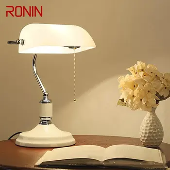 RONİN klasik basit masa lambası yaratıcı beyaz tasarım LED Vintage cam ışık dekor ev yatak odası çalışma ofis masası