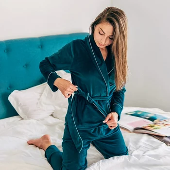 Kalınlaşmak Fanila Pijama Seti Gecelik Kadınlar İçin Kış Sıcak Tutmak Mercan Kadife Pijama Bornoz Pijama Pantolon 2 Parça Pijama Pijama