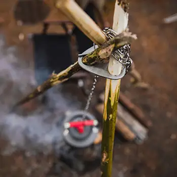 Kamp Dişli Ekipmanları Taşınabilir Paslanmaz Çelik Kamp Ateşi pişirme seti Tripod ile Açık Kamp Dişli Aksesuarları Kamp Ateşi için