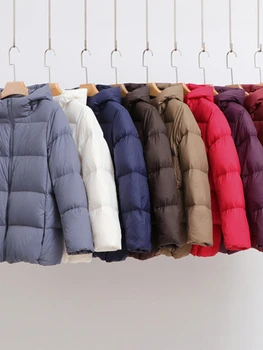 9 Renkler Kadınlar Kapşonlu Ultralight Aşağı Ceket 2023 Yeni Varış Kadın Moda Kore Rahat Gevşek Kış Sıcak Dış Giyim Palto