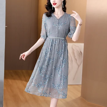 Mavi V Yaka dut ipek elbise kadın ağır sanayi nakış 2023 sonbahar yeni bel zayıflama ipek düz etek