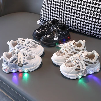 Bahar LED ışıklı Çocuk ayakkabıları Nefes Örgü Çocuk Ayakkabı Erkek Kız Kızdırma Bebek Ayakkabıları Spor Çocuklar sneaker