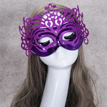 Tatil Maskesi Maskesi Renkli Yüksek Kaliteli İşçilik Giymek Rahat Göz Kamaştırıcı Tasarım Bayanlar Glitter maskeli balo maskesi 8 Renkler