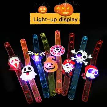 12 adet / takım Cadılar Bayramı Silikon Bilezik Bileklik Dekorasyon Glow saat kayışı Led Işıklı Oyuncaklar Çocuklar Bilek Kayışı Parti Malzemeleri