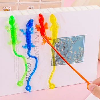 20 Adet Renkli Kertenkele Geri Çekilebilir Yapışkan Gadget Oyuncaklar Çocuklar için Doğum Günü Partisi İyilik Pinata Dolgu Cadılar Bayramı Hediye Pinata Dolgu
