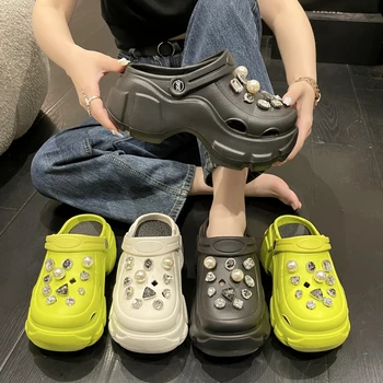 Yeni Tasarımcı Yaz Kadın Ayakkabı bahçe ayakkabısı plaj sandaletleri Takılar Tatlı Sandalet 7cmPlatform Terlik rahat ayakkabılar Kadın için