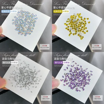 50 adet / 30 adet Kawaii Mini At Gözü / Kalp Tasarım Tırnak Takılar Süslemeleri Sanat Rhinestones 3D Glitter Kristal Taşlar Tırnak Aksesuarları