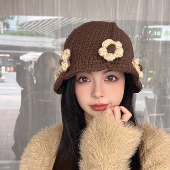 Kore Niş Tasarım Duygusu Örme Yün Şapka Kadın Sonbahar Kış Sıcak Kulak Koruyucu Havza Şapka Moda Çiçek Örme Kova Şapka